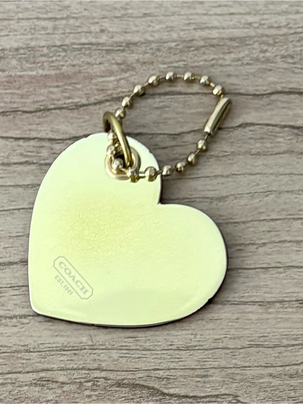 Coach Pink Heart Poppy Key Charm bag charm FOB Gold-Tone Chain - Picture 5 of 6